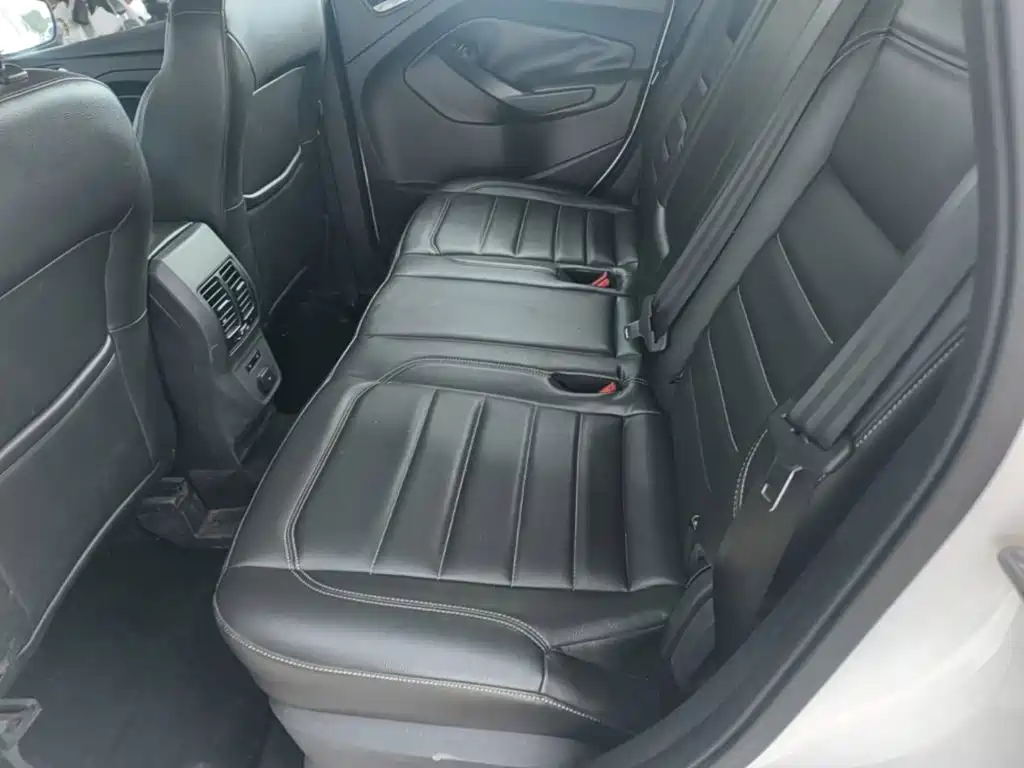 Ford Kuga — миниатюра 17