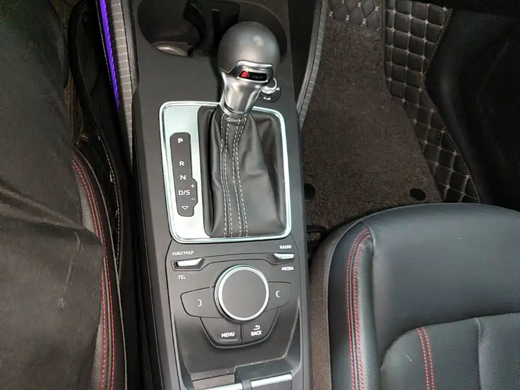Audi Q2L — миниатюра 14
