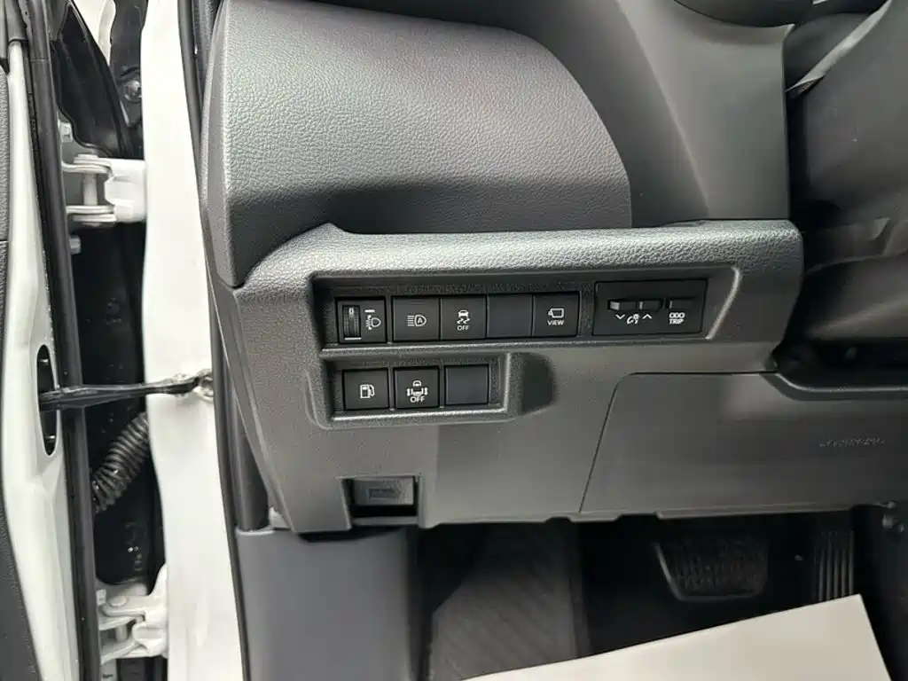 Toyota Sienna — миниатюра 4