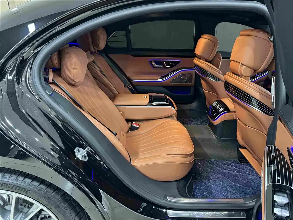 Mercedes-Benz S-Class — миниатюра 10