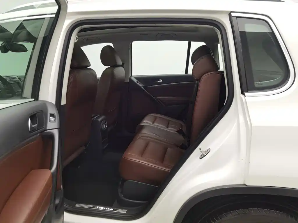 Volkswagen Tiguan — миниатюра 15