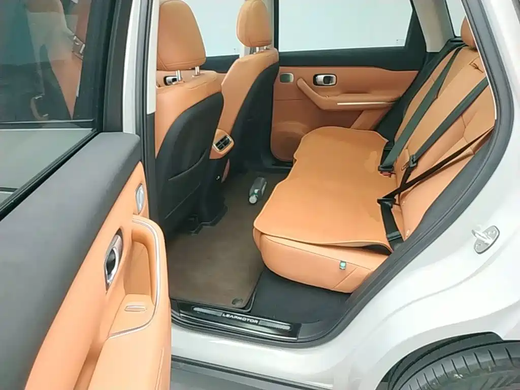 Leapmotor Leapmotor C10 — миниатюра 17