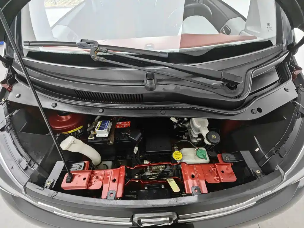 Zotye Zotye E200 — миниатюра 6