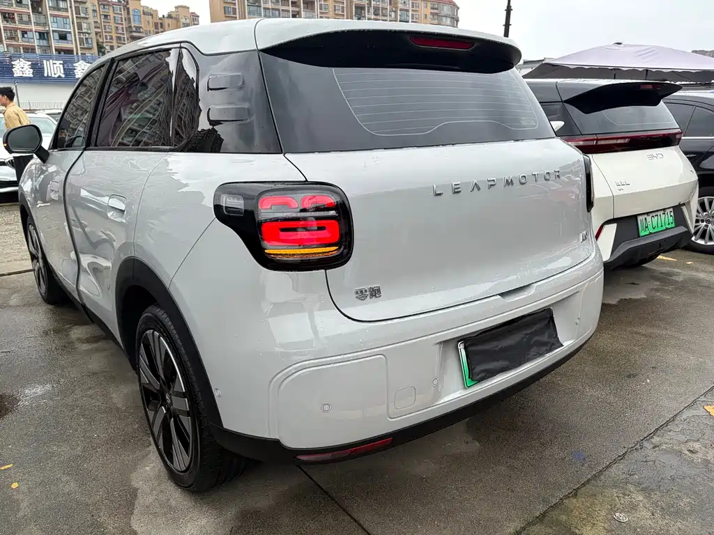 Leapmotor Leapmotor A10 — миниатюра 7