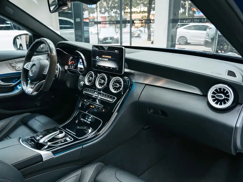 Mercedes-Benz C-Class AMG — миниатюра 18