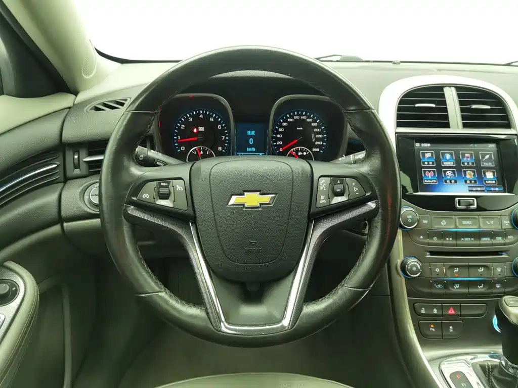 Chevrolet Malibu — миниатюра 11