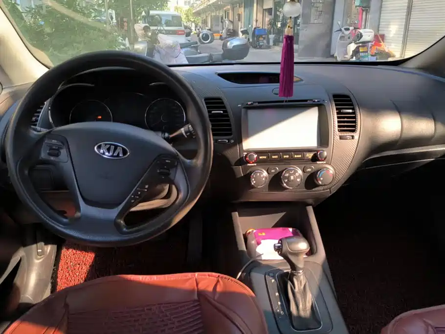 Kia K3 — миниатюра 12