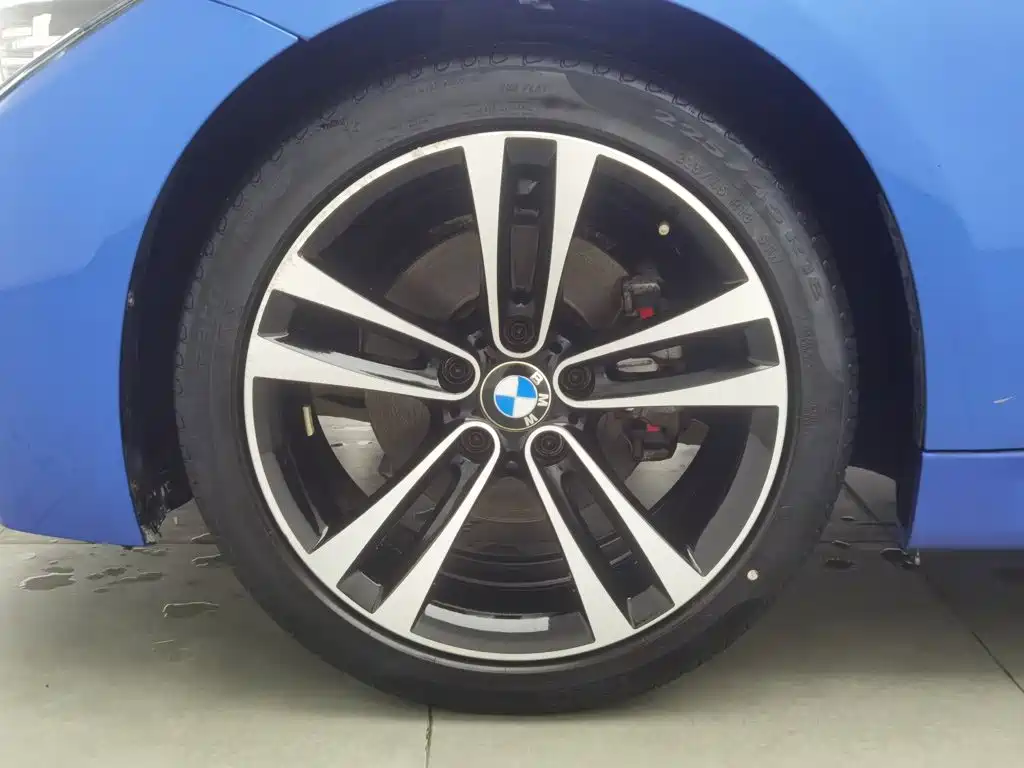 BMW 3 Series — миниатюра 17
