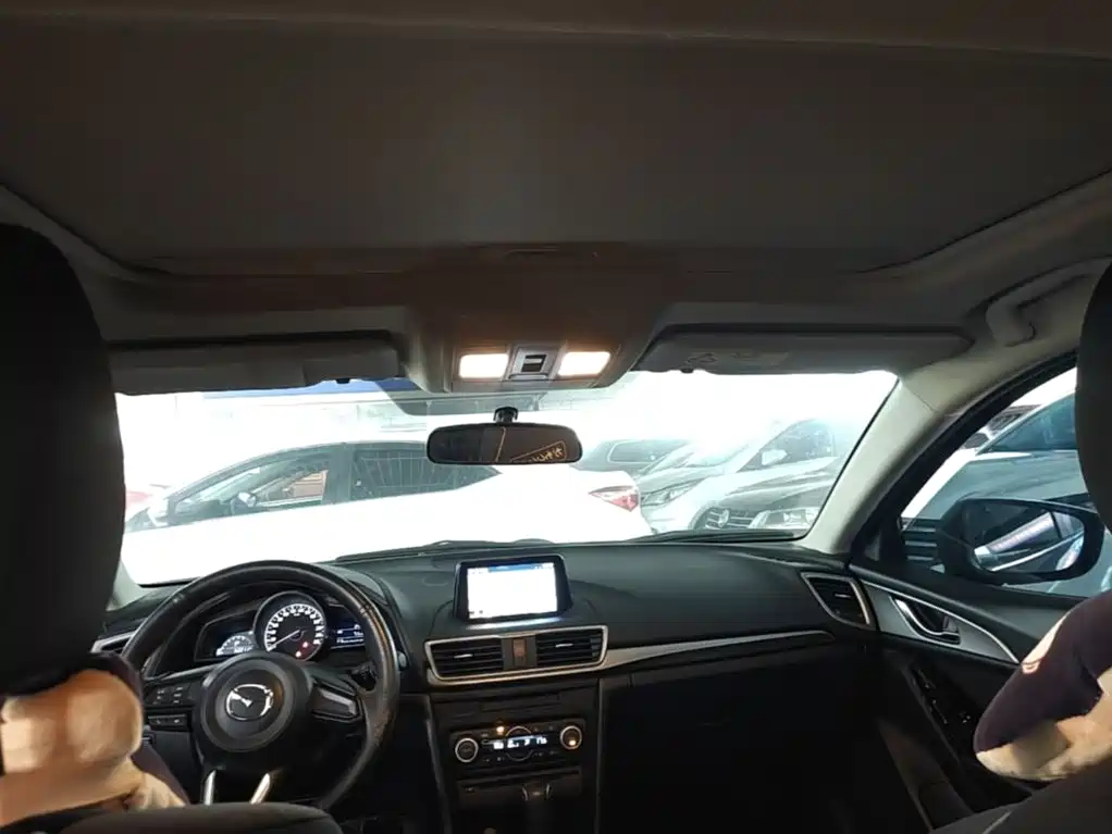 Mazda 3 Axela — миниатюра 18