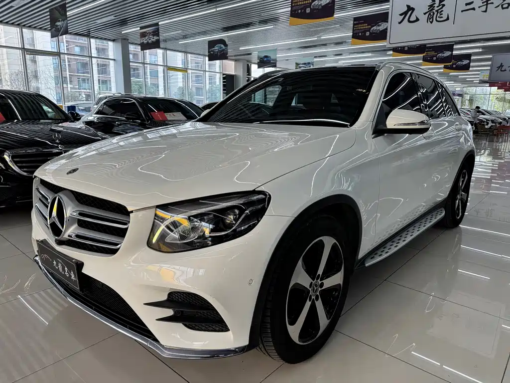 MERCEDES-BENZ GLC