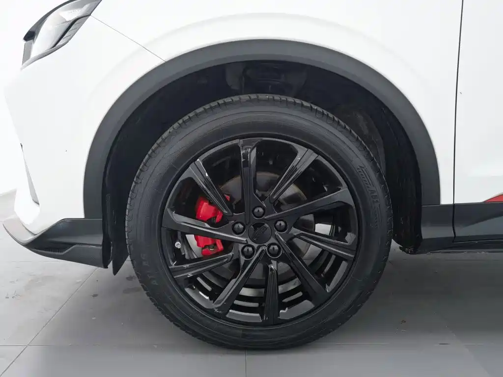 Geely Binyue — миниатюра 17