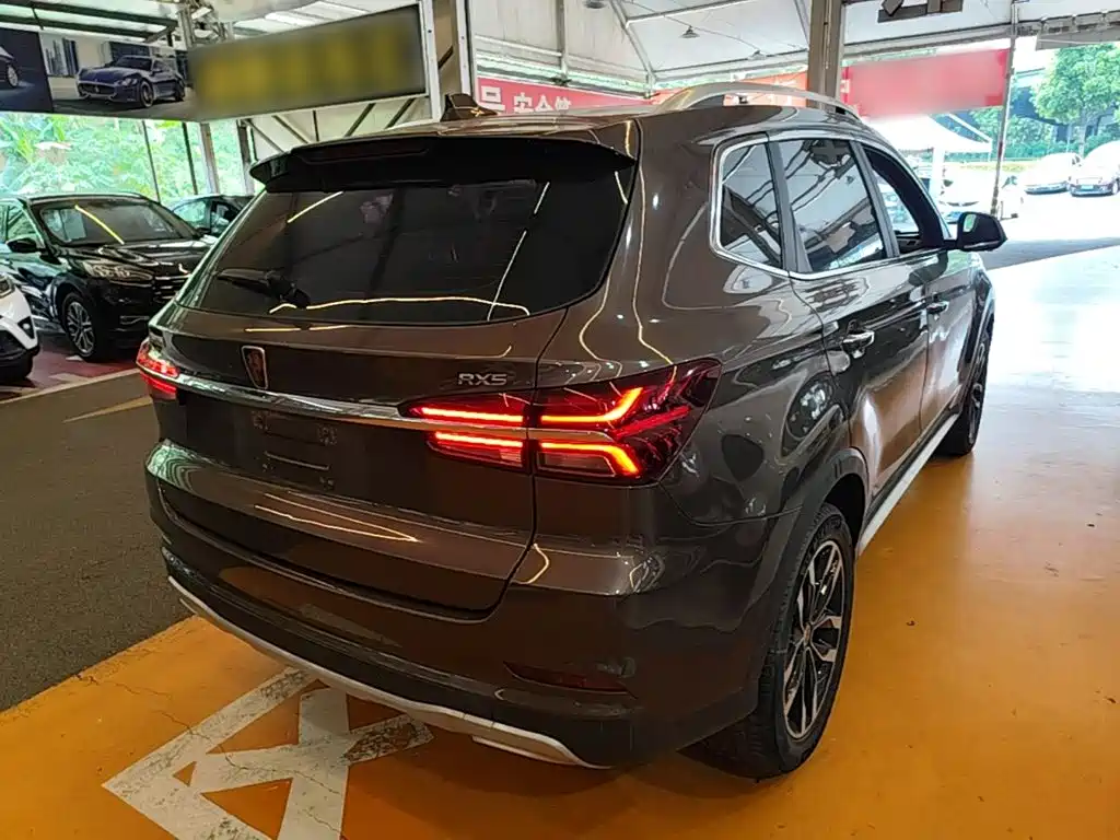Roewe RX5 — миниатюра 7