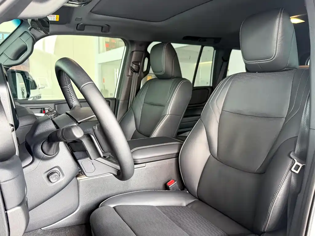 Toyota Land Cruiser Prado 2025 2.4T WX 5 мест