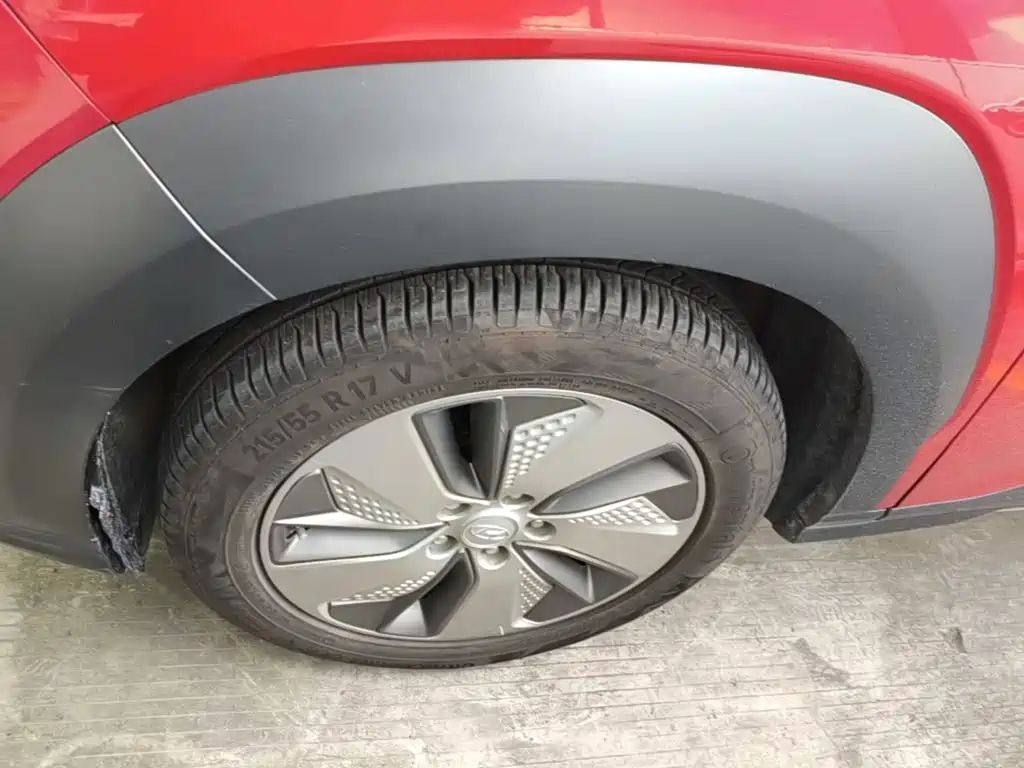 Hyundai Kona Electric — миниатюра 23