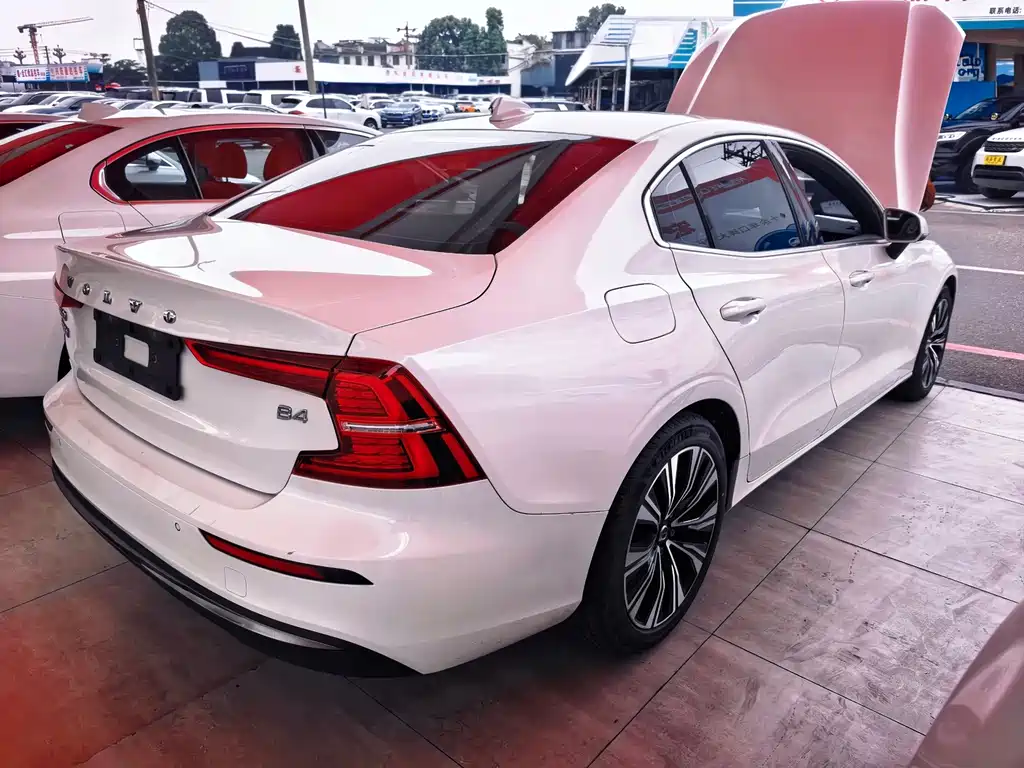 Volvo S60 — миниатюра 7