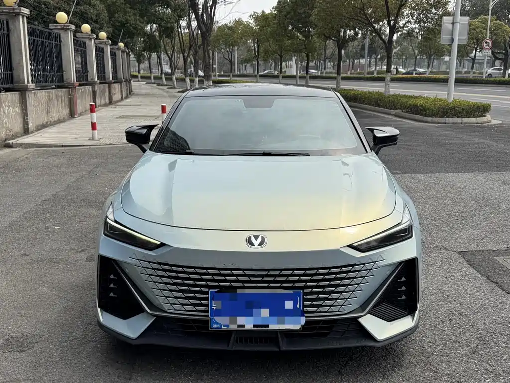 Changan UNI-V — миниатюра 2
