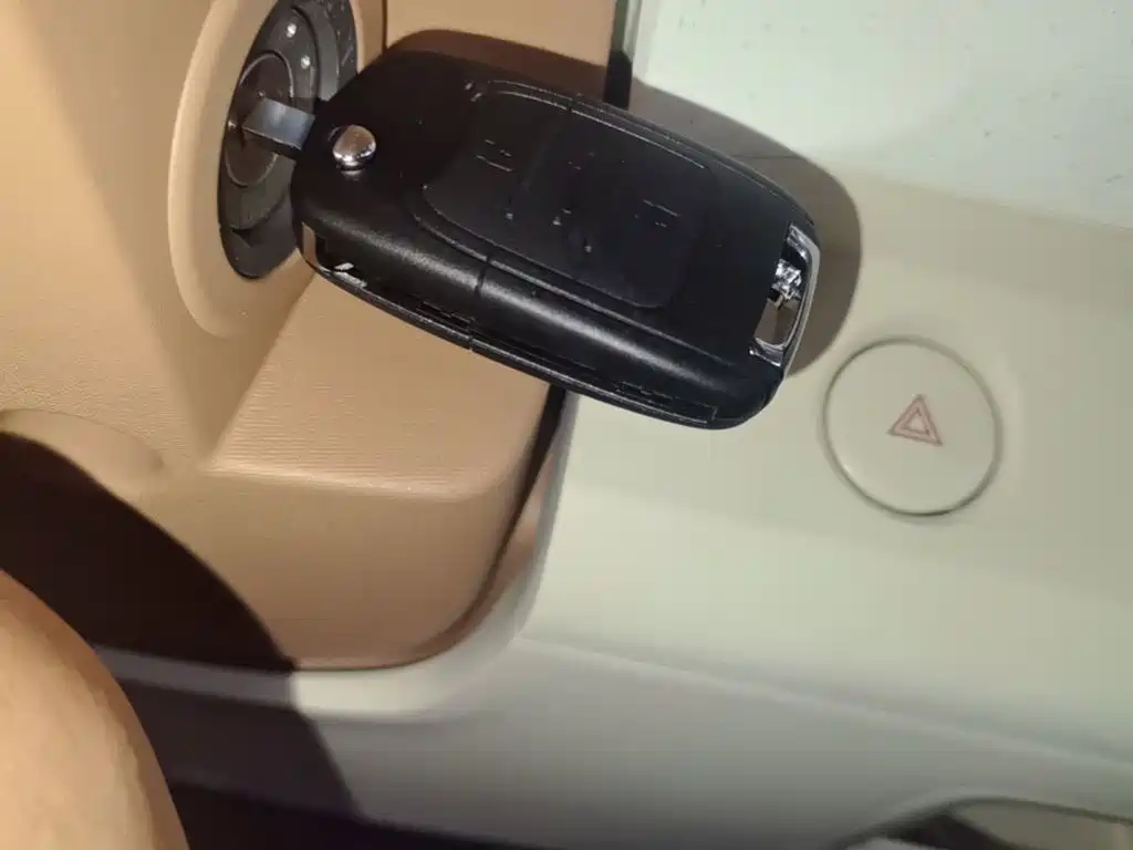 Wuling MINIEV — миниатюра 9