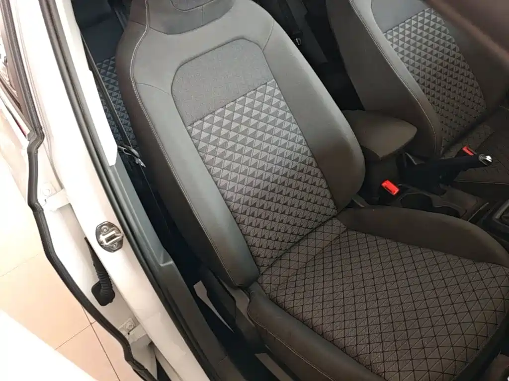 Volkswagen T-Cross — миниатюра 25