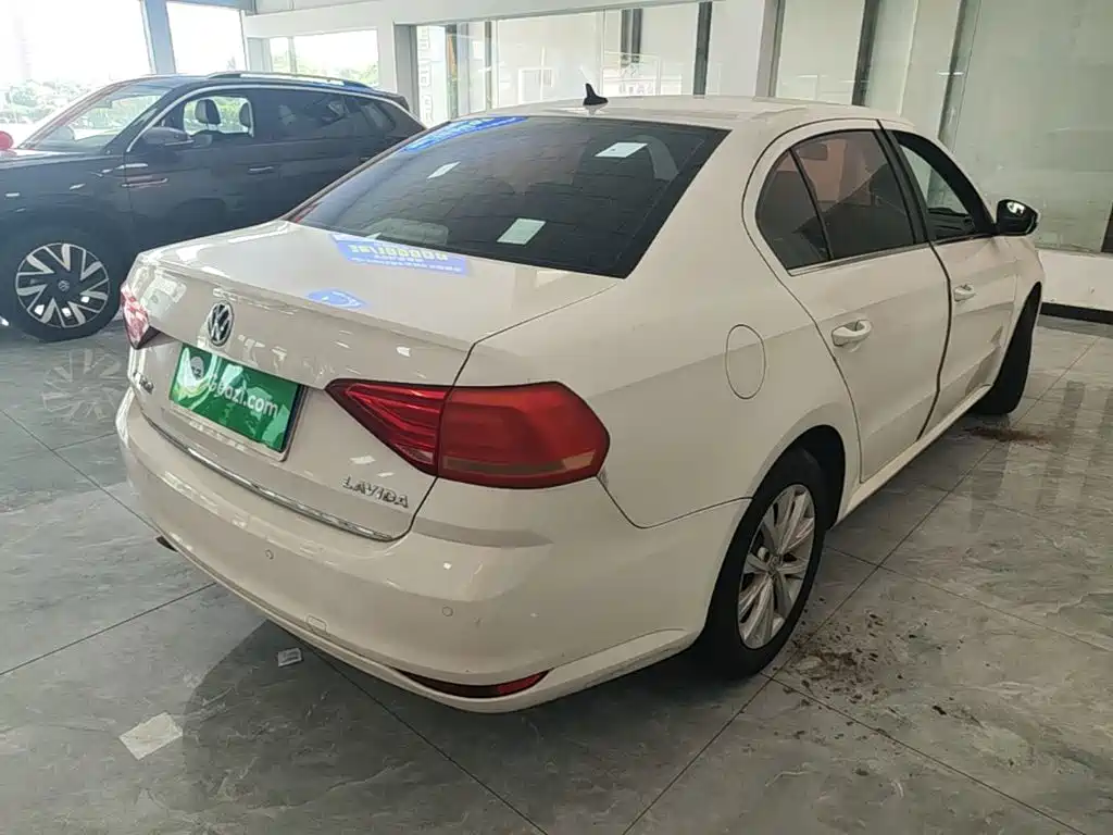 Volkswagen Lavida — миниатюра 7
