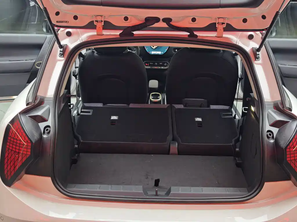 MINI MINI COOPER EV — миниатюра 10