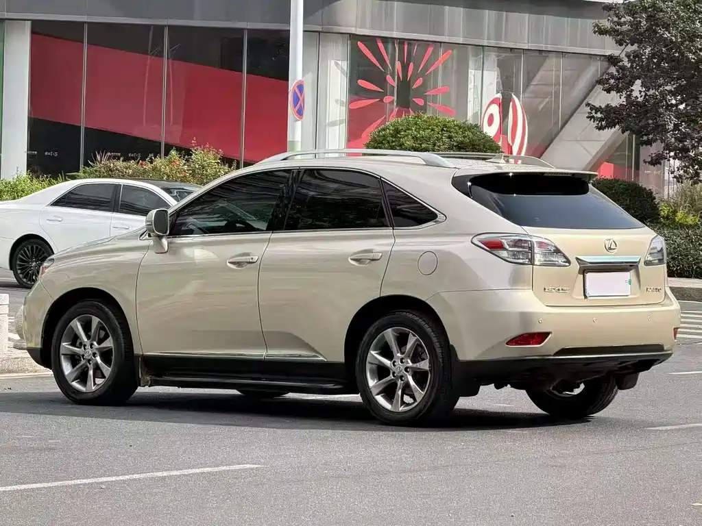Lexus RX — миниатюра 7