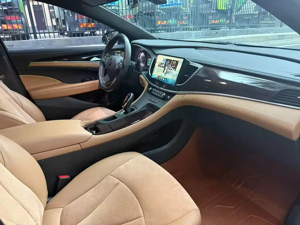 Buick LaCrosse — миниатюра 5