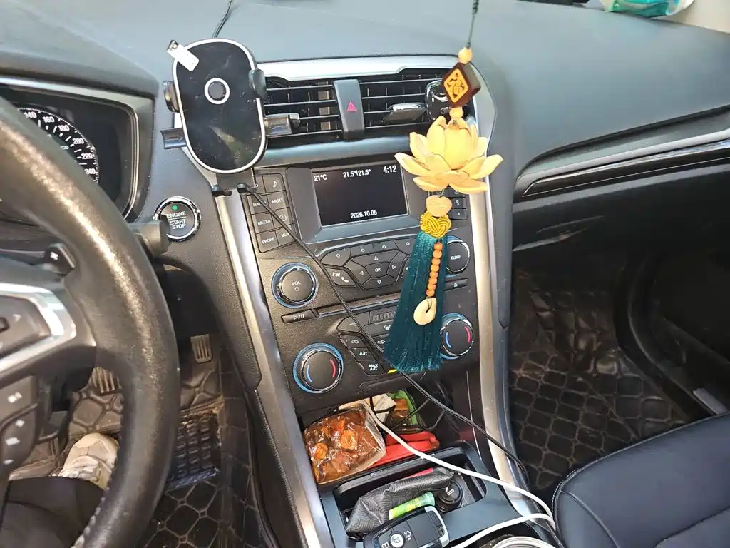 Ford Mondeo — миниатюра 14