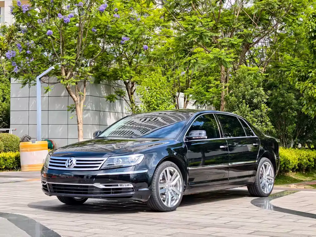 Volkswagen Phaeton 2013
