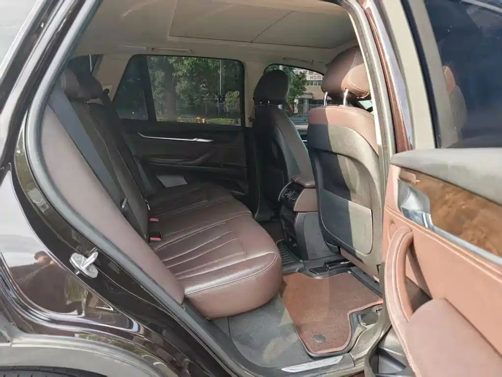 BMW X5 (Import) — миниатюра 5