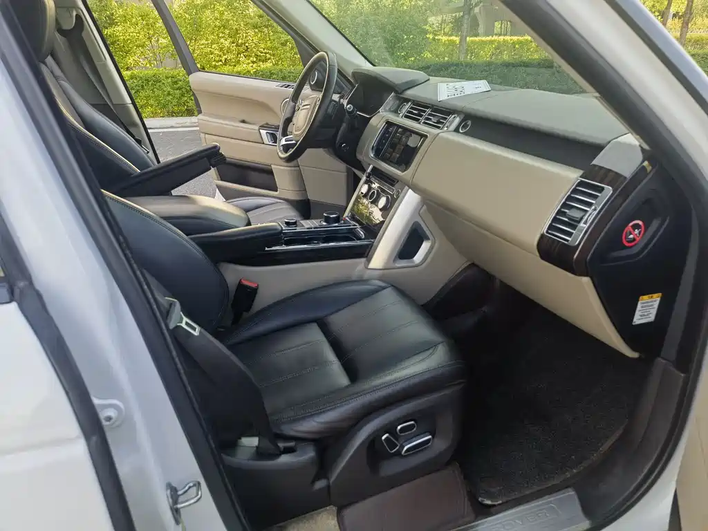 Land Rover Range Rover 2015 3.0 SC V6 Vogue
