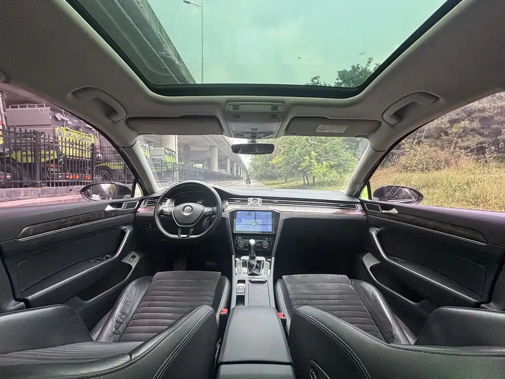 Volkswagen Magotan 2017 330TSI DSG Luxury