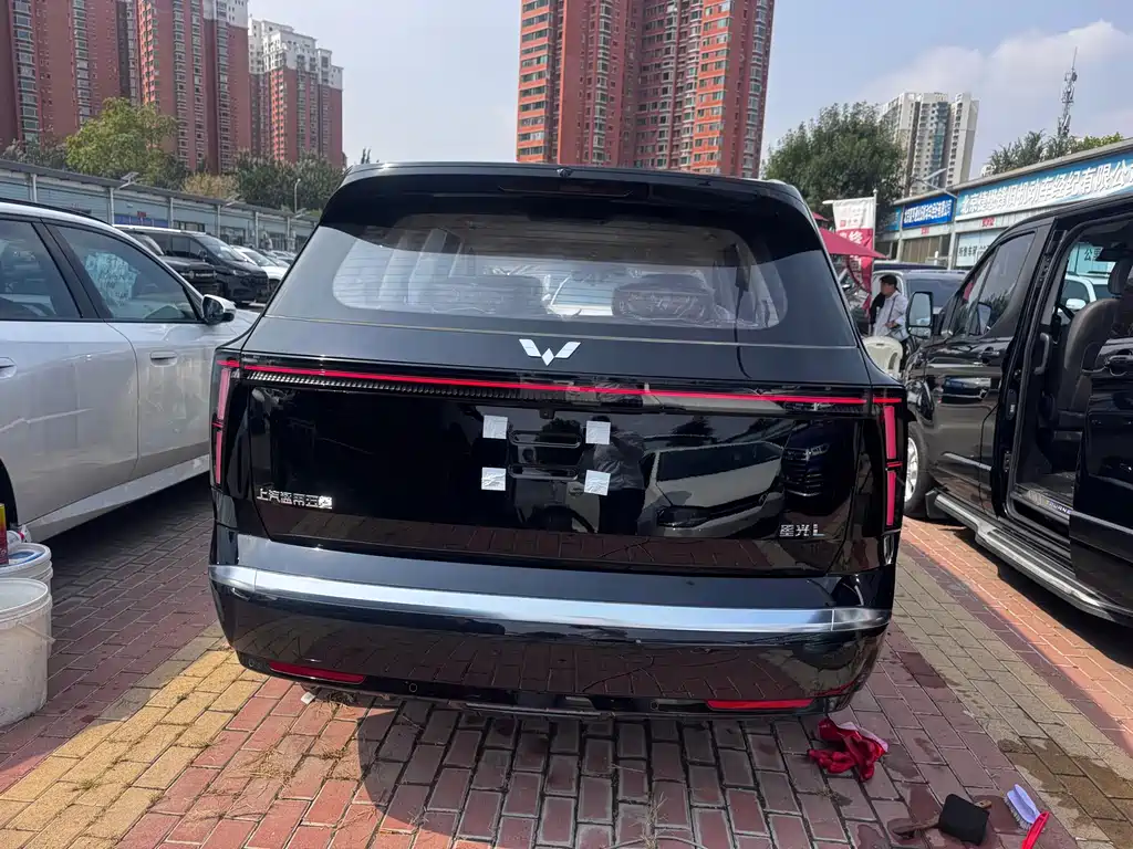 Wuling Xingguang L — миниатюра 18