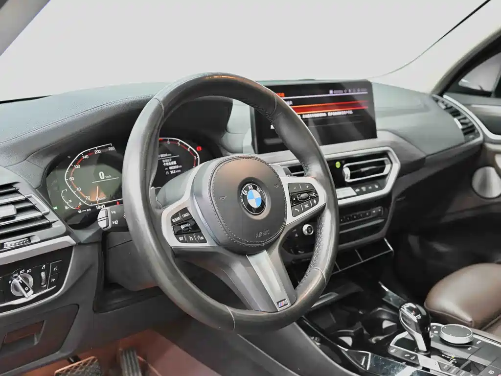 BMW X3 — миниатюра 9