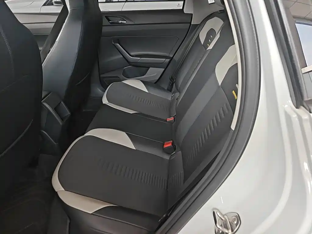 Volkswagen Polo — миниатюра 17