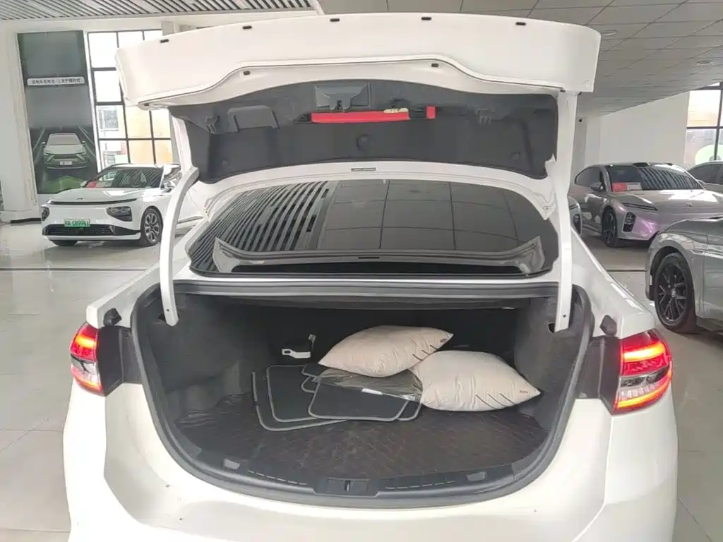 Ford Mondeo — миниатюра 19