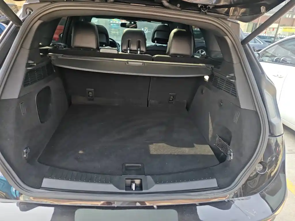 Lincoln MKC — миниатюра 15