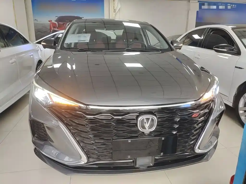 Changan Eado — миниатюра 3