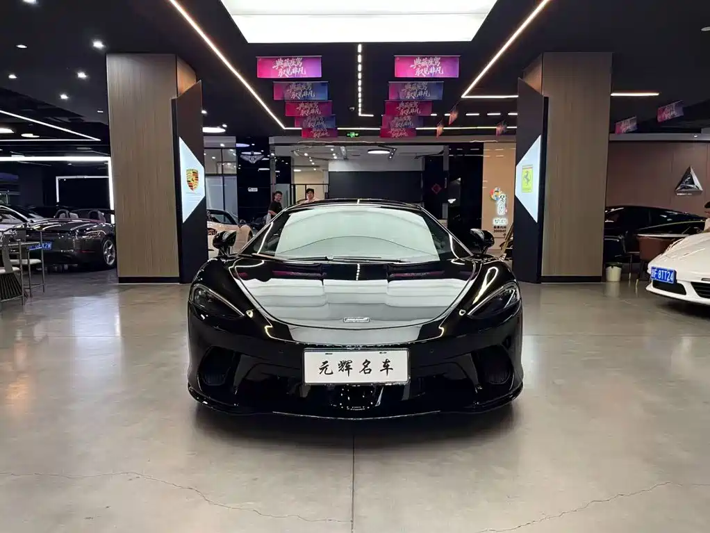 McLaren GT — миниатюра 2