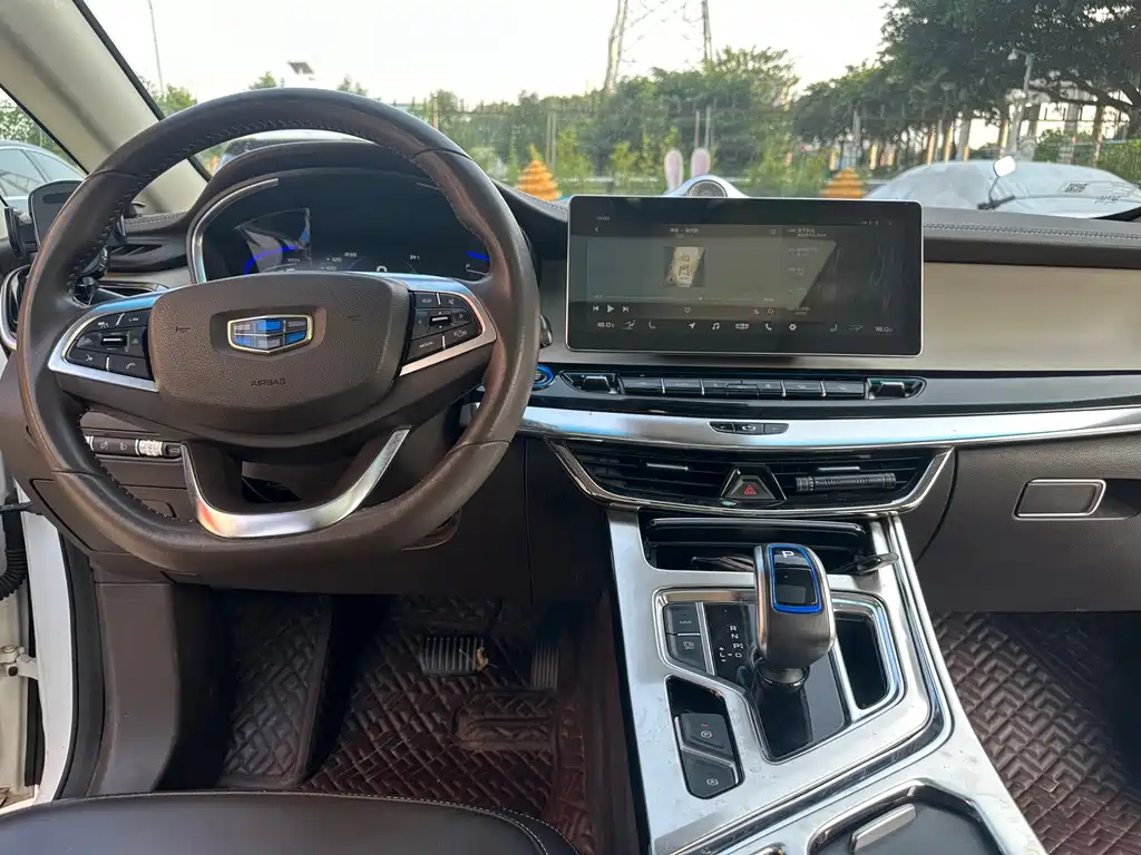 Geely Jia Ji New Energy — миниатюра 22