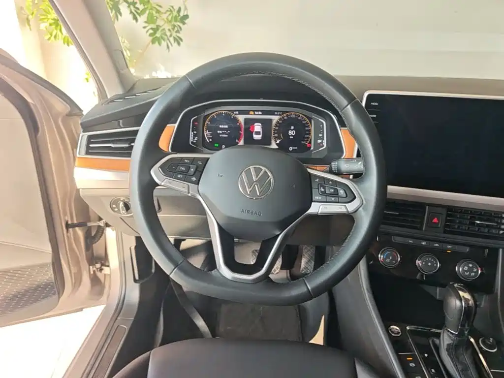 Volkswagen Bora — миниатюра 11