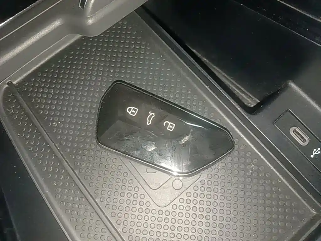 Volkswagen ID.4 X — миниатюра 9