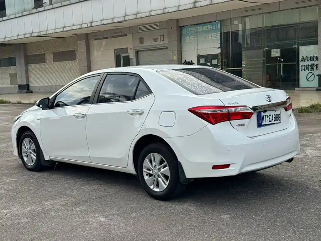 Toyota Corolla — миниатюра 9