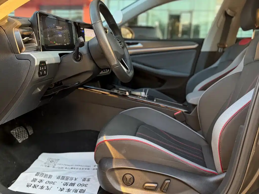 Volkswagen Lamando — миниатюра 10