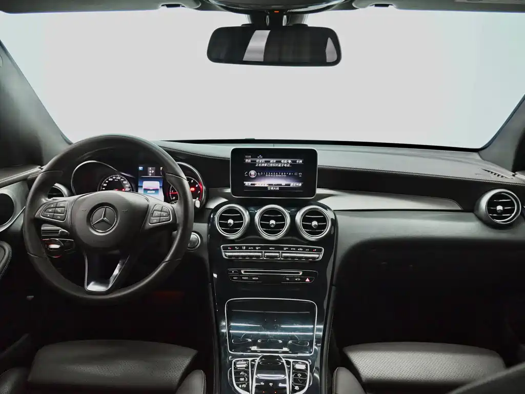 Mercedes-Benz GLC — миниатюра 9