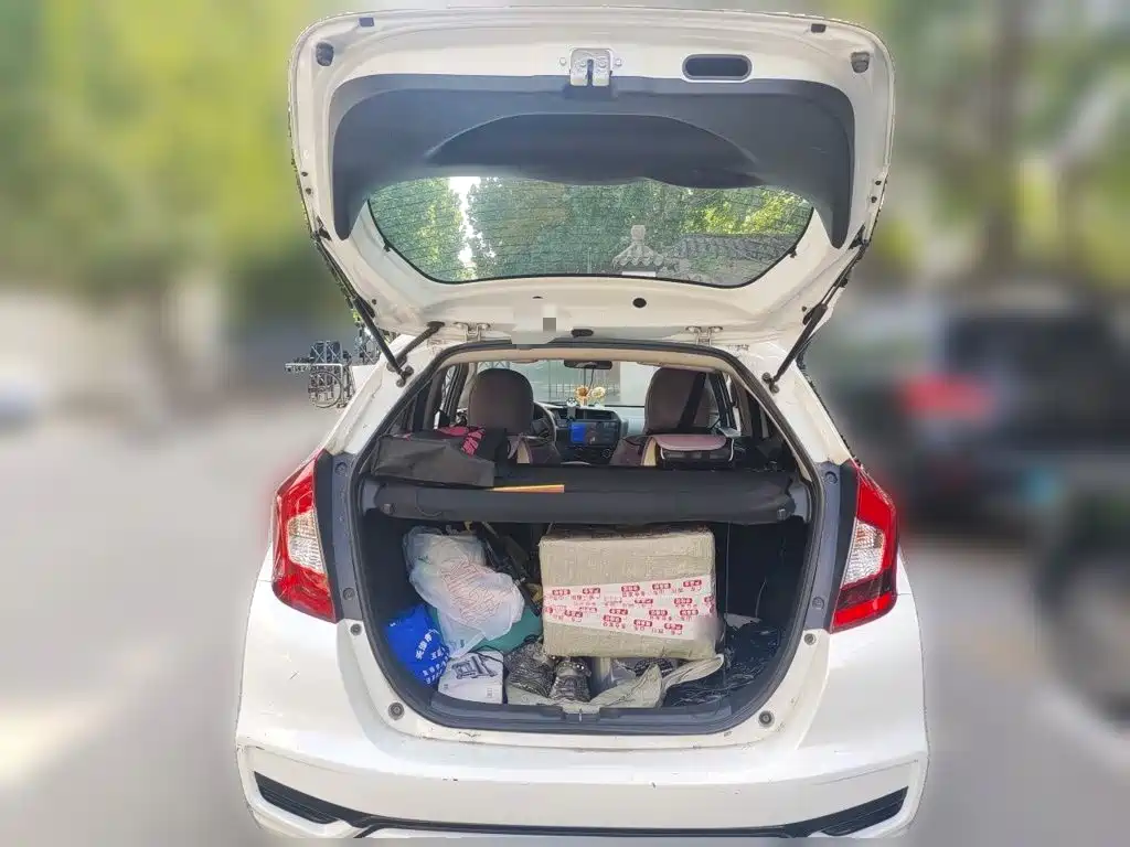 Honda Fit — миниатюра 20