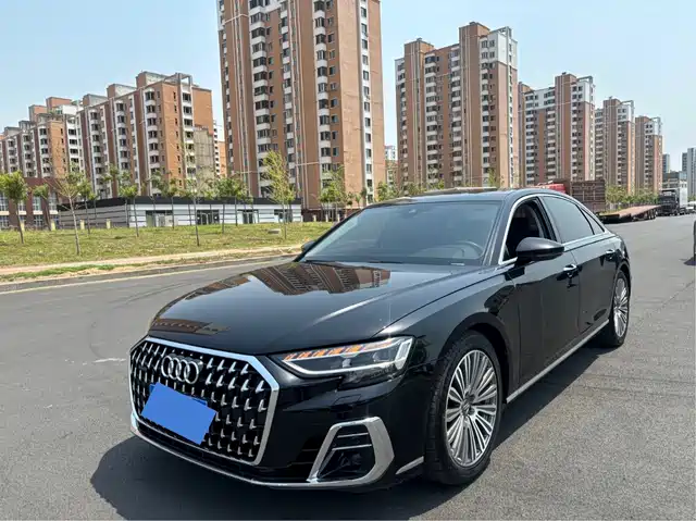 Audi A 8 2018 A 8 L 55 TFSI quattro — фото 1
