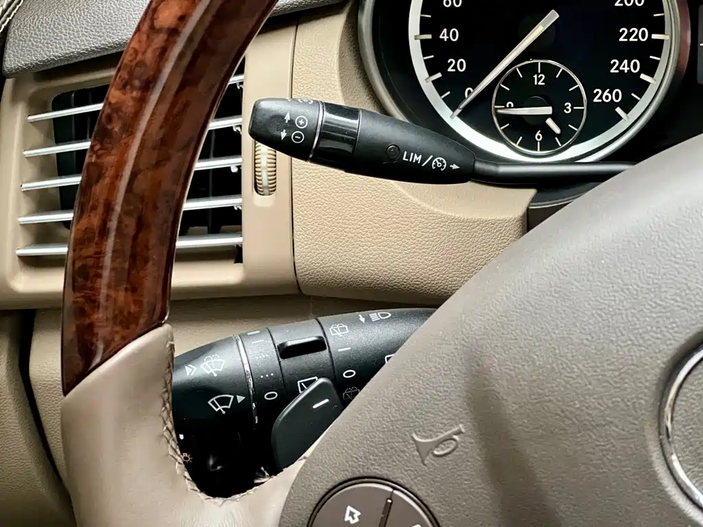 Mercedes-Benz R-Class — миниатюра 19