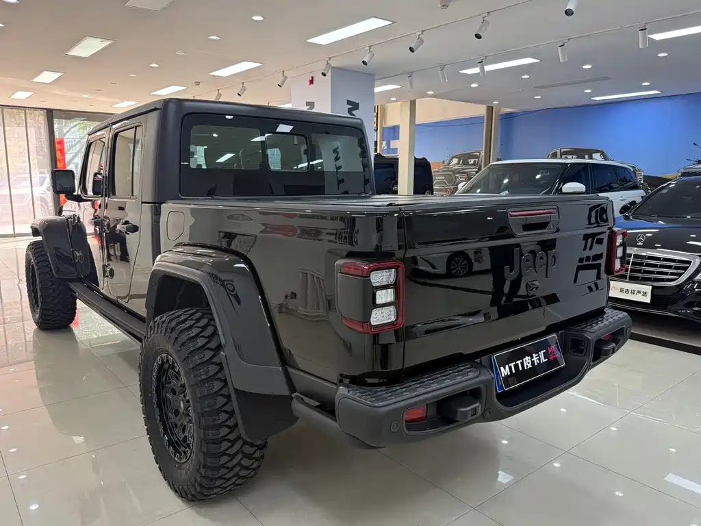 Jeep Gladiator — миниатюра 15