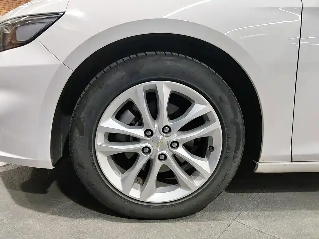 Chevrolet Malibu XL — миниатюра 14