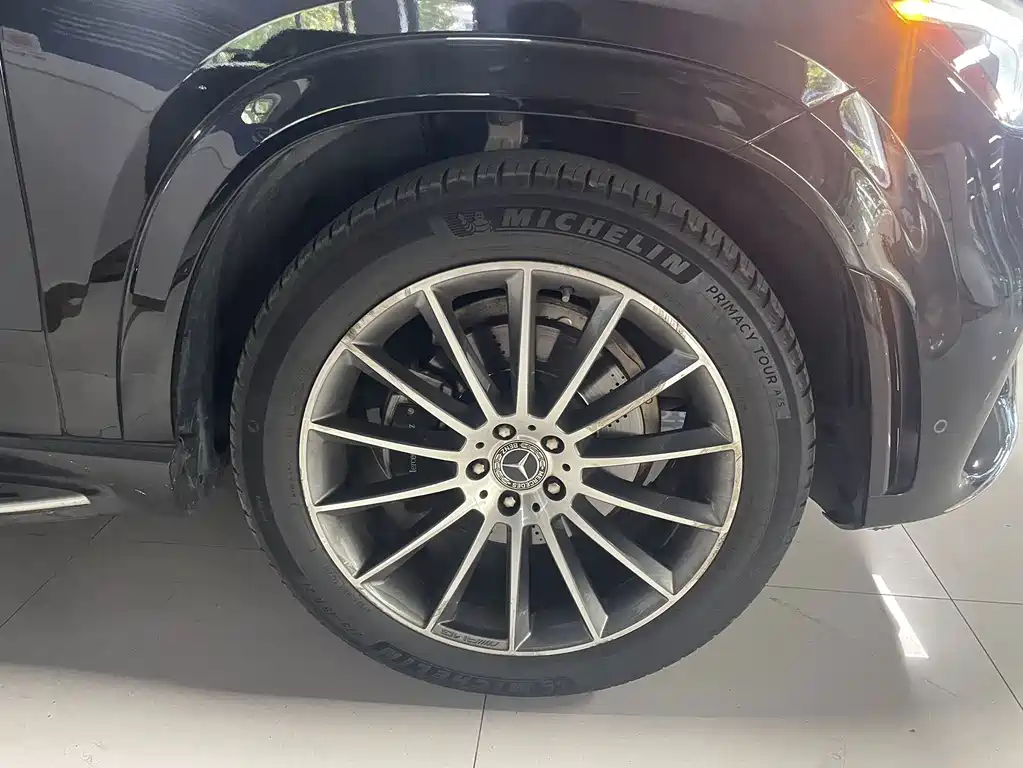 Mercedes-Benz GLE (Import) — миниатюра 9